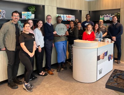 The Café William team and the LEED Silver plaque. (CNW Group/Café William) The Café William team and the LEED Silver plaque. (CNW Group/Café William)